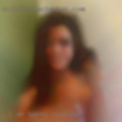 I am a 39 horny couples years old black female.