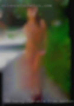 Im from Benton, IL horny flexable and ready to play.